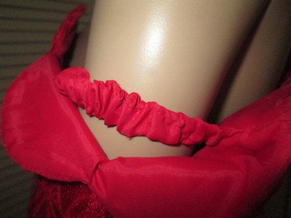 Vintage Scott McClintock Evening red lace off sho… - image 5