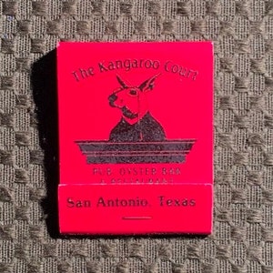 Vintage Matchbook, Kangaroo Court, Restaurant, Oyster Bar, San Antonio, Texas, W/ 20 Match Sticks, FREE SHIP In UsA image 1