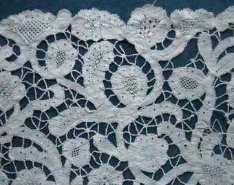 Pretty Antique Victorian Hand Made Brussels Guipure Lace Modesty Panel