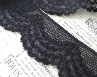 Black English Nottingham Lace- Frothy Triple Swags Point Lace- 5.5 cm
