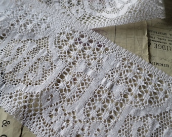White English Nottingham Cluny Lace- Liturgical Ecclesiastical- Insertion- 12 cm