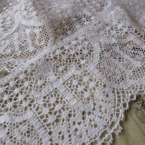 White English Nottingham Cluny Lace- Liturgical Ecclesiastical- 11.5 cm