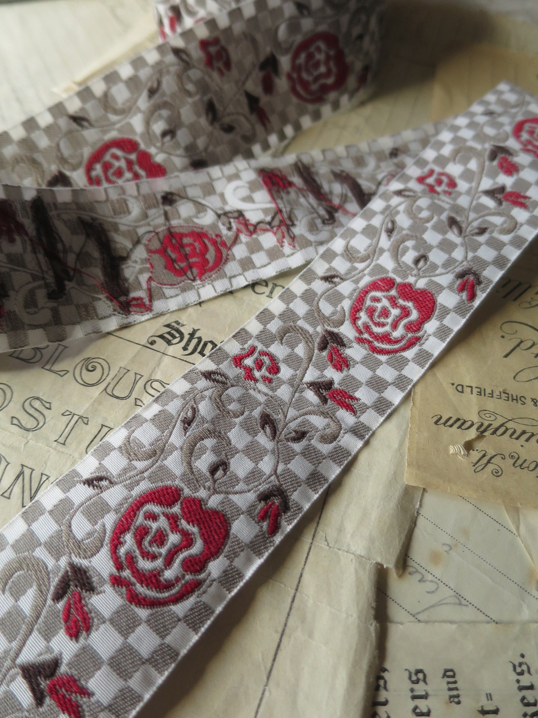 Nastro Jacquard Tessuto Antico Rosa E Argento Metallizzato – 10 Metri X 25 Mm, Per Cucito E Decorazioni - 4