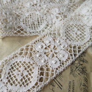 Ecru English Nottingham Cluny Lace- Raised Floral & Oval Torchon Guipure- Insertion- 6 cm