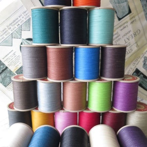 Hilo de lino encerado para cuero Sajou Linen Cable No. 632 Fil au Chinois 0,51 mm - Bobina de 50 g