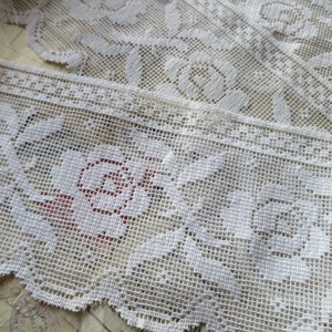 White Nottingham Lace- Filet Lace Roses- 14.5 cm