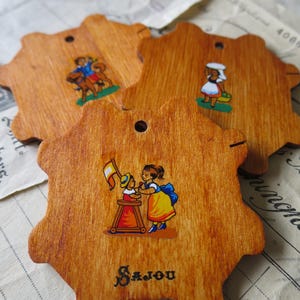 3 cartes en fil de bois Sajou - Petits personnages