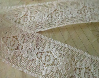 Off White English Nottingham Lace- Diamond & Floral Point- Insertion- 3.5 cm