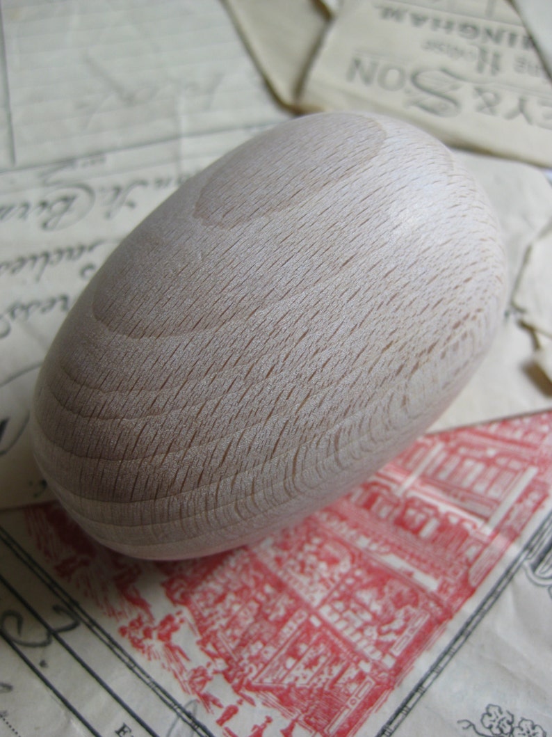 Sajou Traditional Wooden Darning Egg image 1