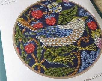 ウィリアムモリス“いちご泥棒”DMCクロスステッチ刺繍枠入り完成品 91jExURSdyL._AC_UF894,