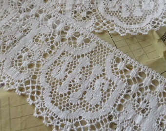 Weiße englische Nottingham Cluny Lace - Liturgical Ecclesiastical - 8,5 cm