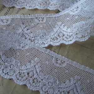 Off White English Nottingham Lace- Diamond & Floral Point Lace- 3.5 cm