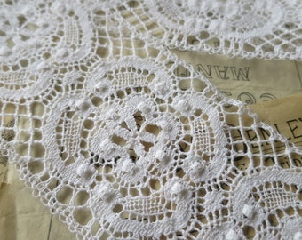 Bianco Inglese Nottingham Cluny Lace- Raised Torchon Roses Guipure Insertion Lace- 9 cm