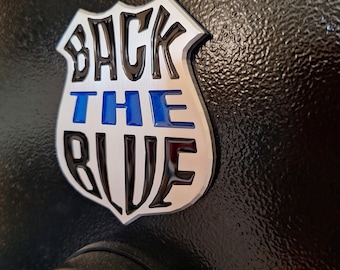 Insignia "Back The Blue" de aluminio billet mecanizado CNC