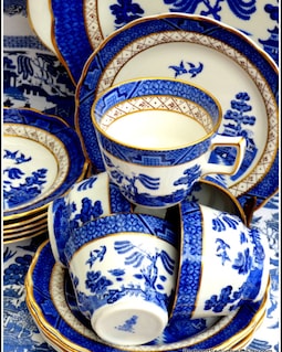 Royal Doulton Booths Real Old Willow the Majestic Collection Trio