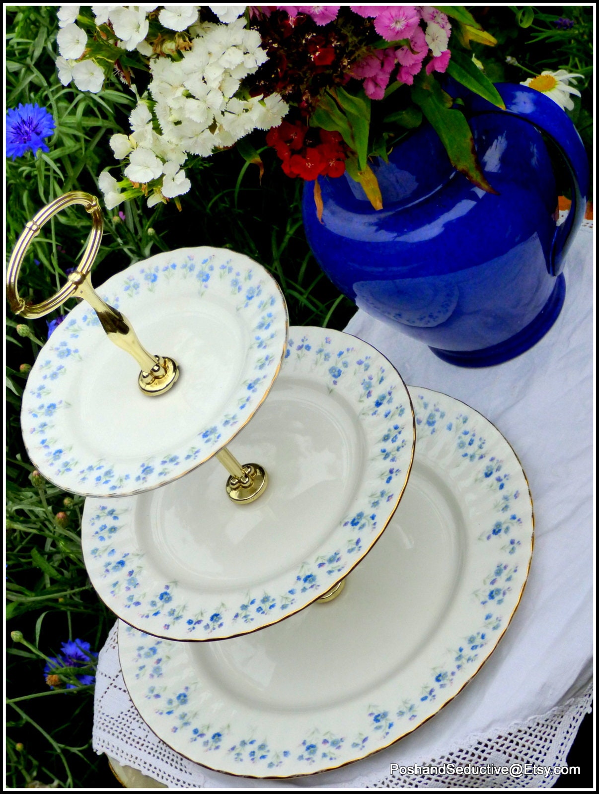 Royal Albert Memory Lane China Pattern Three Tier Cake Stand