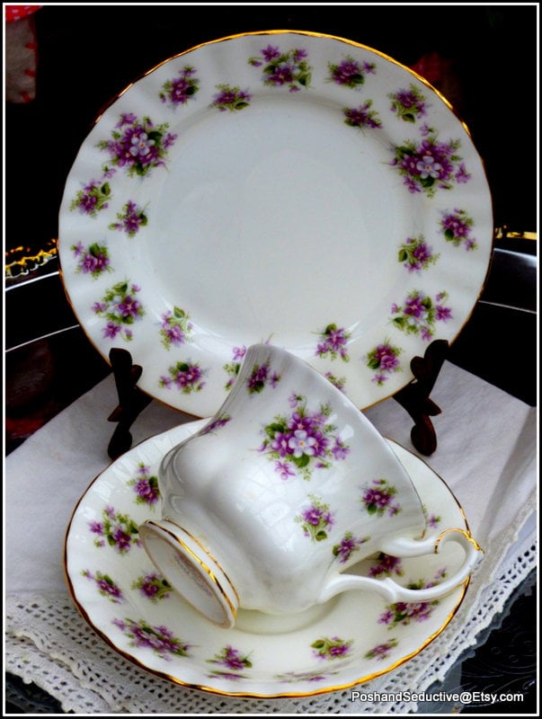 ロイヤルアルバート パープル スウィートバイオレット ヴィンテージ