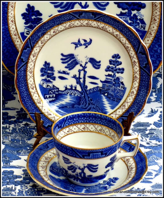 Blue Willow china pattern