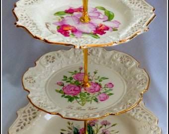 Dreistufige retikulierte Blumenteller handgemachte Tortenständer Royal Creamware, Crown Davenport limitierte Auflage zertifizierte englische Porzellanspitze OOAK