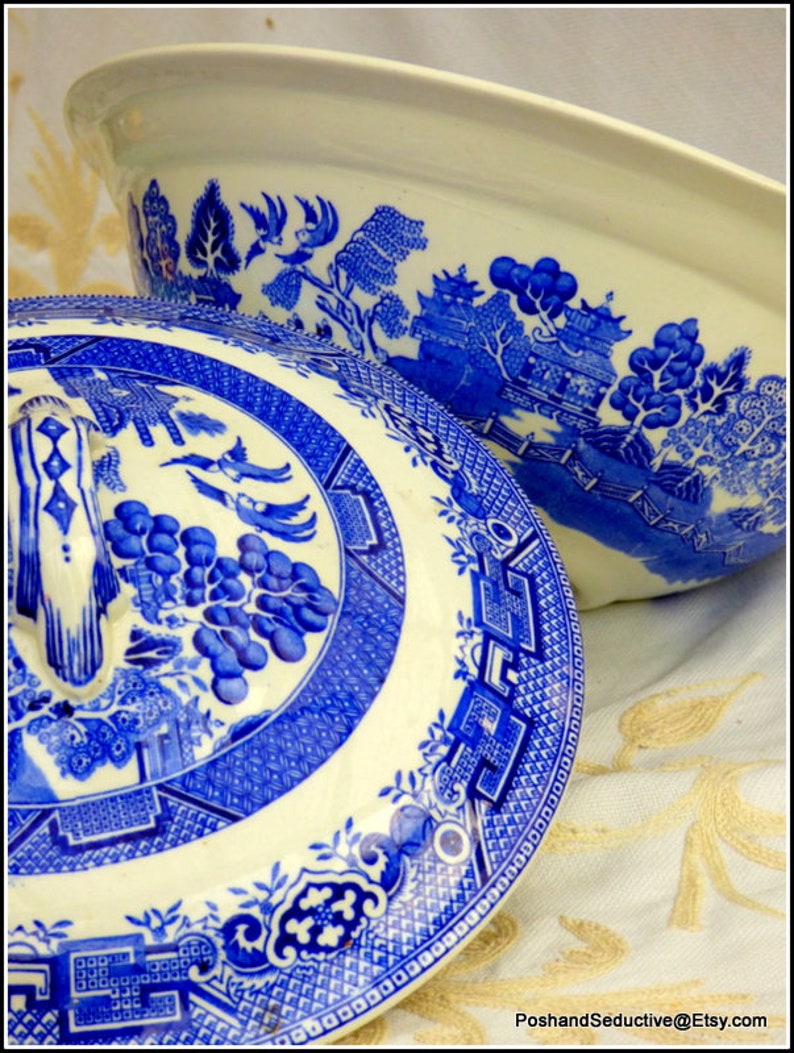 Blue Willow Ridgway Vintage Round Lidded Tureen Vegetable Etsy