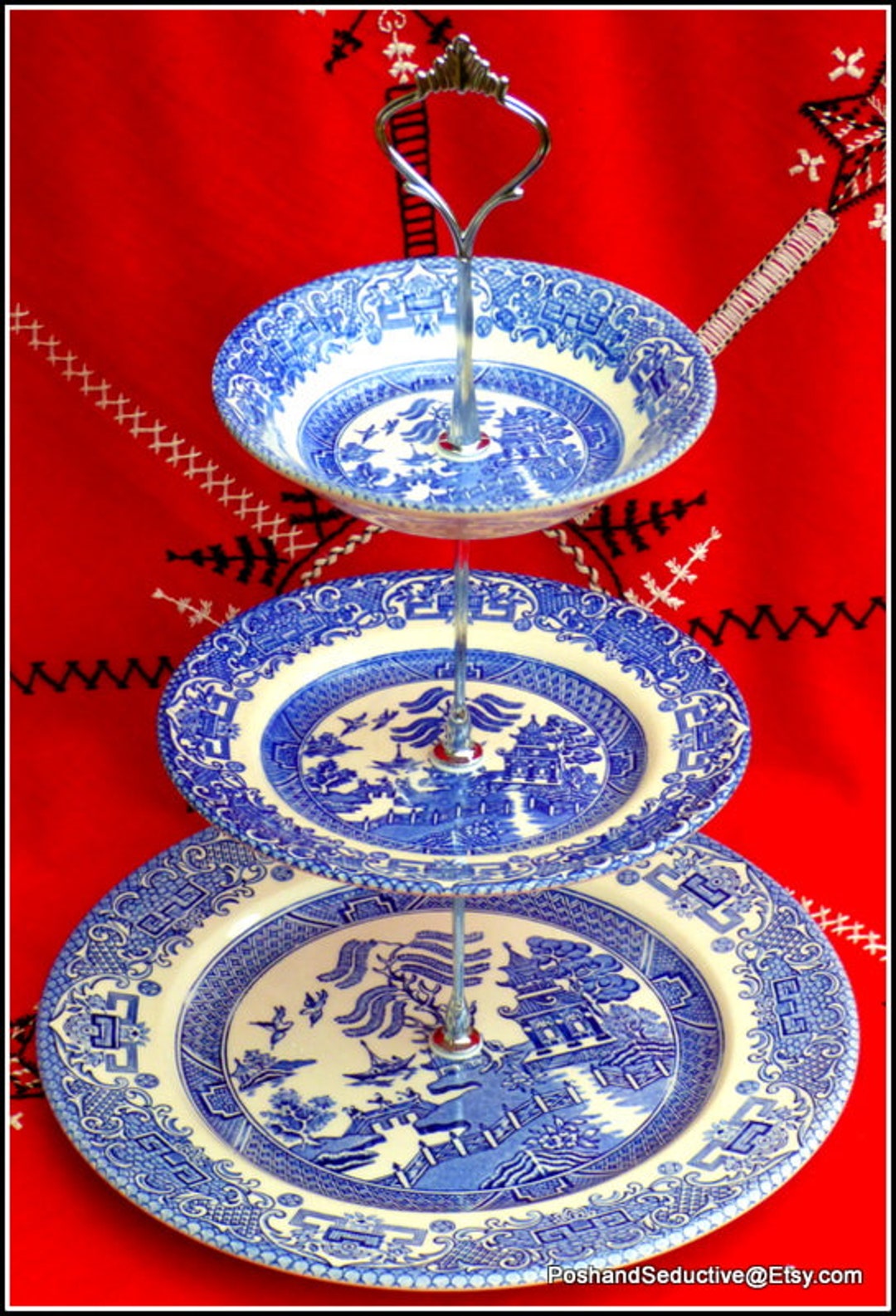 Blue Willow English Ironstone Tableware Iconic Pattern China Variation  Tiered Plates Blue and White Cake Stand, Bestselling Tea for Two Gift