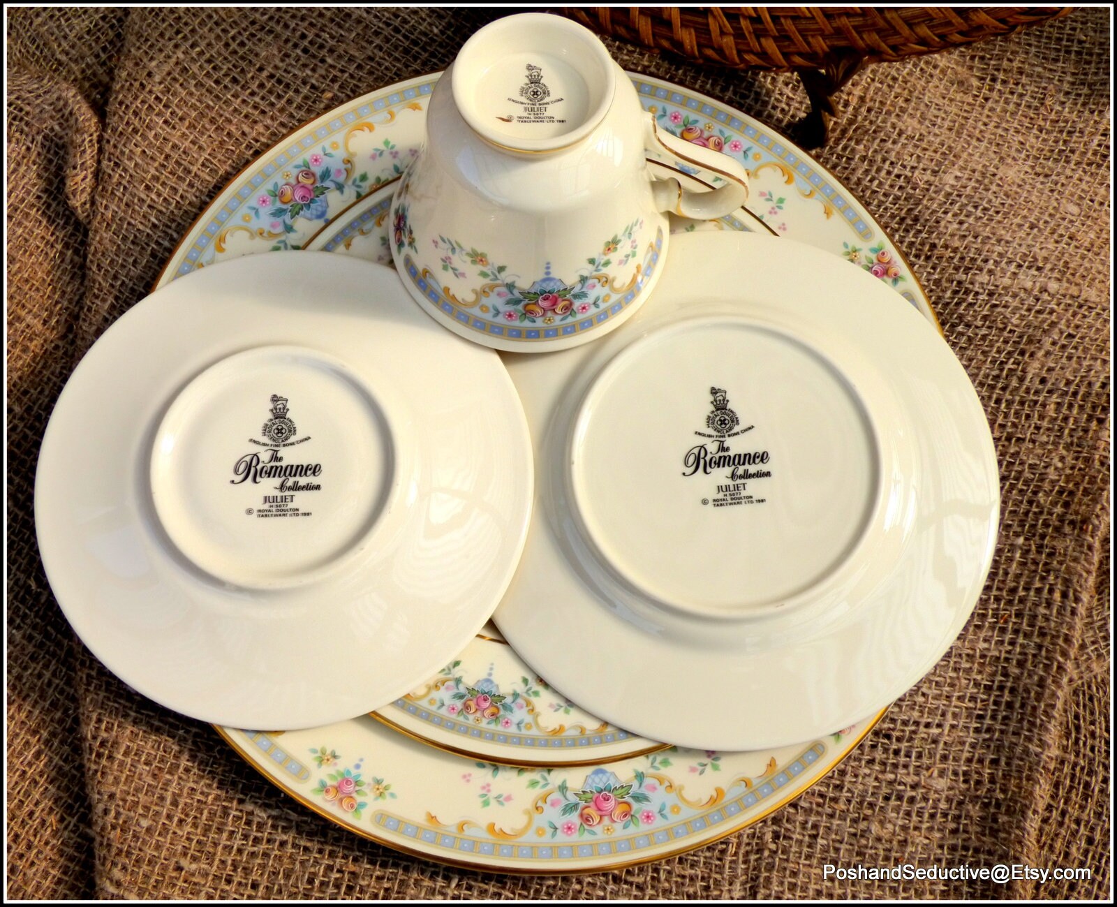 Table Dinner Setting 5 Pieces Royal Doulton for One Romance