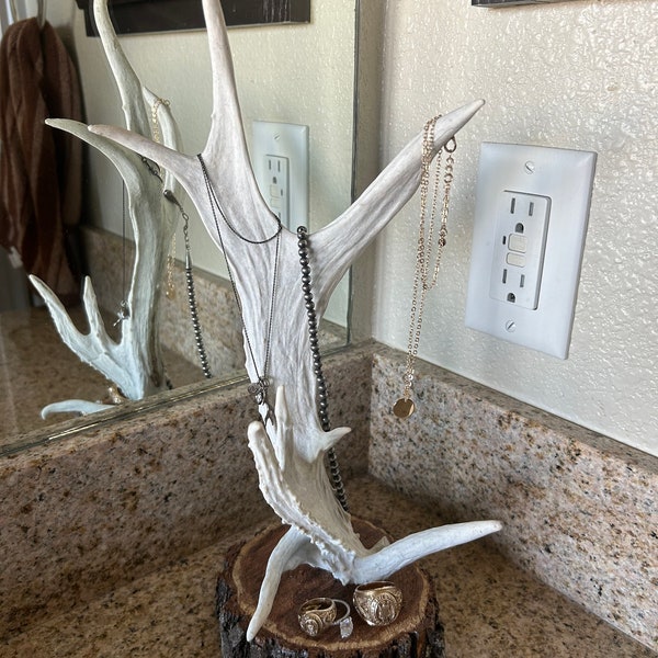 Unique Antler Jewelry Holders (Free Shipping)