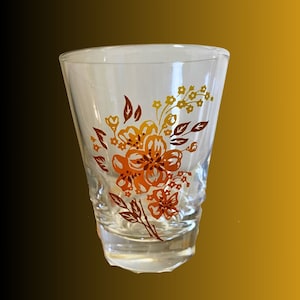 Vintage Juice Drinking Glasses Flower Pattern Yellow Orange Ombre Lot 8 Swanky Swig MCM cocktail glasses, eclectic drinkware, glassware set