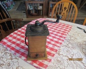 Antique Chase Parker, Meriden Connecticut, dove-tailed coffee mill grinder (coffee bean with drawer and handle
