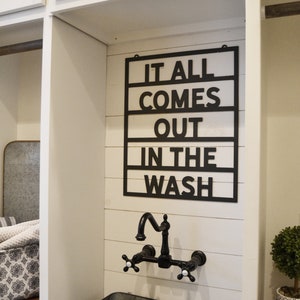 It all comes out in the wash Metal Sign Clothes Laundry Metal Sign Laundry Room Decor Modern Metal Sign-Simply Inspired-Home Decor afbeelding 1