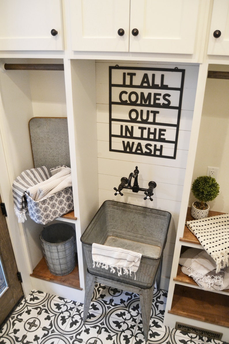 It all comes out in the wash Metal Sign Clothes Laundry Metal Sign Laundry Room Decor Modern Metal Sign-Simply Inspired-Home Decor afbeelding 3