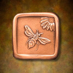 Honeybee #2 Knob, 1.5" x 1.5", Copper