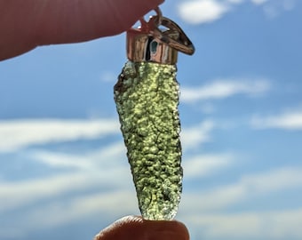 4.9g Colgante de plata esterlina de Moldavia - Grado de museo - Cristal celestial, vidrio de meteorito, tectita de cristal, joyería de collar de moldavita