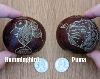 Sonajero Shipibo en forma de huevo tallado a mano con forma de colibrí o puma, de Perú. Elija entre 4 sonajeros: sonajero, maraca, instrumento chamánico o medicinal.