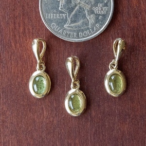 14K Gold Moldavite Pendant with Oval Cut Facet - Museum Grade - Moldavite Jewelry, Faceted Jewelry, Moldavite Necklace, Polished Cabochon