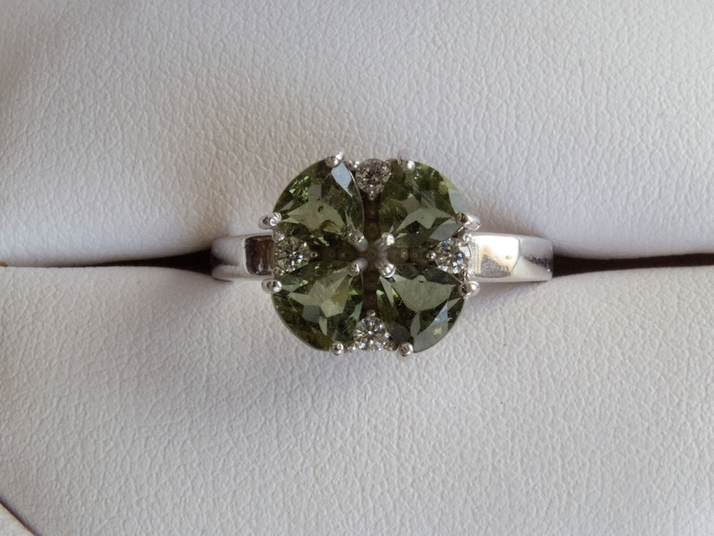 Cloverleaf Moldavite Sterling Silver Ring with 4 x 5mm Trillion Moldavite Facets Meteorite Glass Faceted Gemstone Ring Museum Grade
