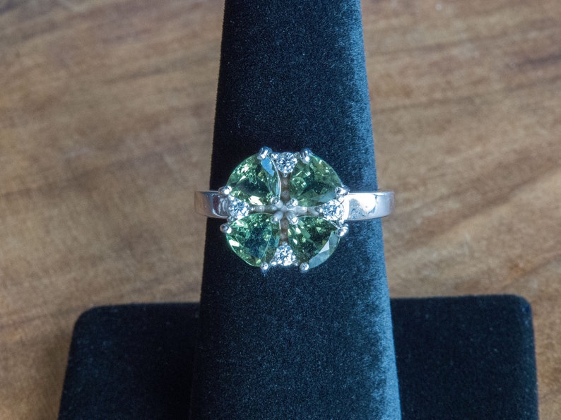 Cloverleaf Moldavite Sterling Silver Ring with 4 x 5mm Trillion Moldavite Facets Meteorite Glass Faceted Gemstone Ring Museum Grade