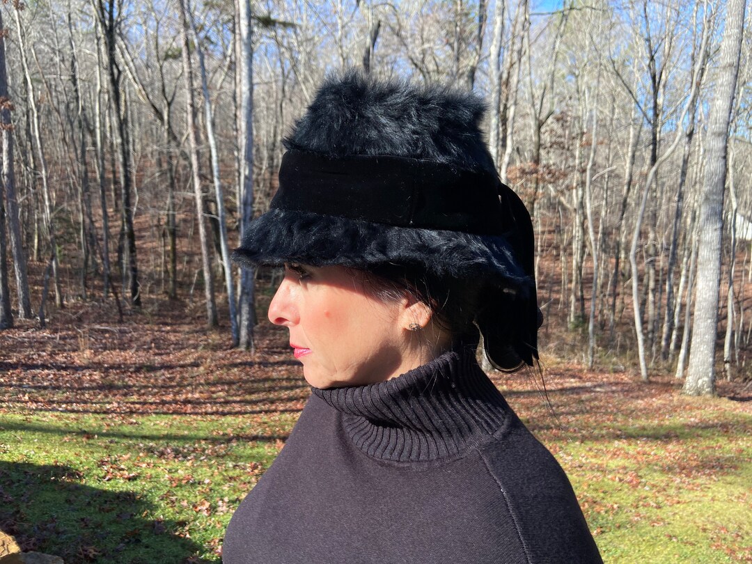 Vintage 50\'s Fur Bucket Hat B Altman Hat Vintage 1950s Faux Fur Bucket Hat Black One  main image 3