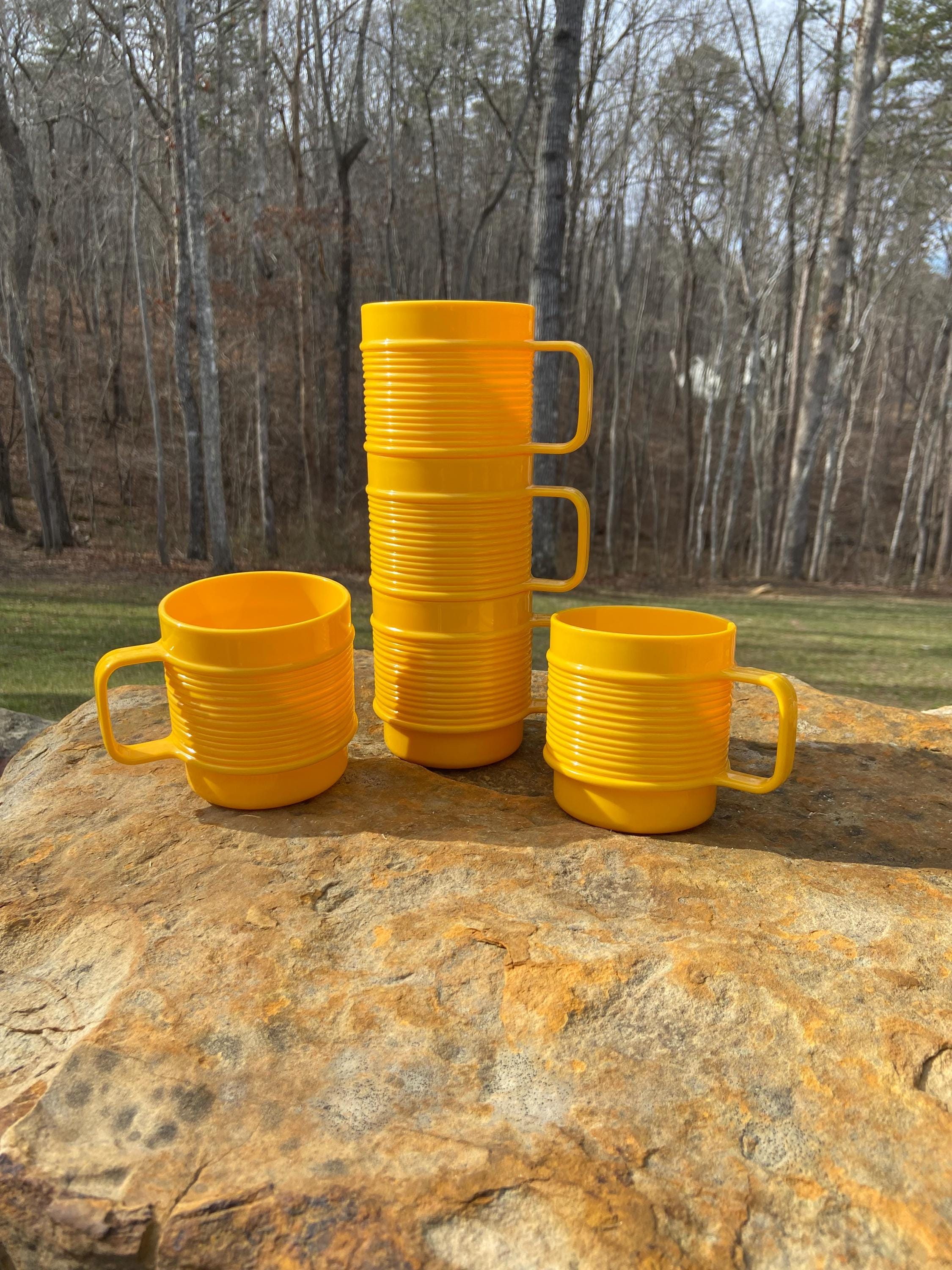 Vintage Yellow Rubbermaid Mugs: Set of 5 Stackable Plastic Cups - Etsy