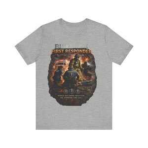 Camiseta Built In The Dark para socorristas, regalo para técnicos de emergencias médicas, camiseta para paramédicos, ropa para socorristas, camiseta de servicios de emergencia, camiseta motivacional imagen 9