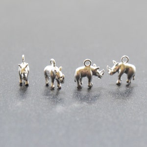 Rhinoceros Brass Pendant . Rhino Charm . Jewelry Craft Supply . Matte Rhodium Plated over Brass - 2pcs / IA0124-MR