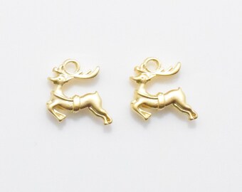 Rudolph Reindeer Pendant . Rudolph Pendant . Christmas Pendant . Xmas Pendant . 16K Matte Gold Plated over Pewter - 2pcs / IA0061-MG