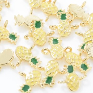 Epoxy Pineapple Connector . Pineapple Pendant . Pineapple Charm . Pineapple Beads . 16K Polished Gold Plated over Brass - 2pcs / IA0229-PG