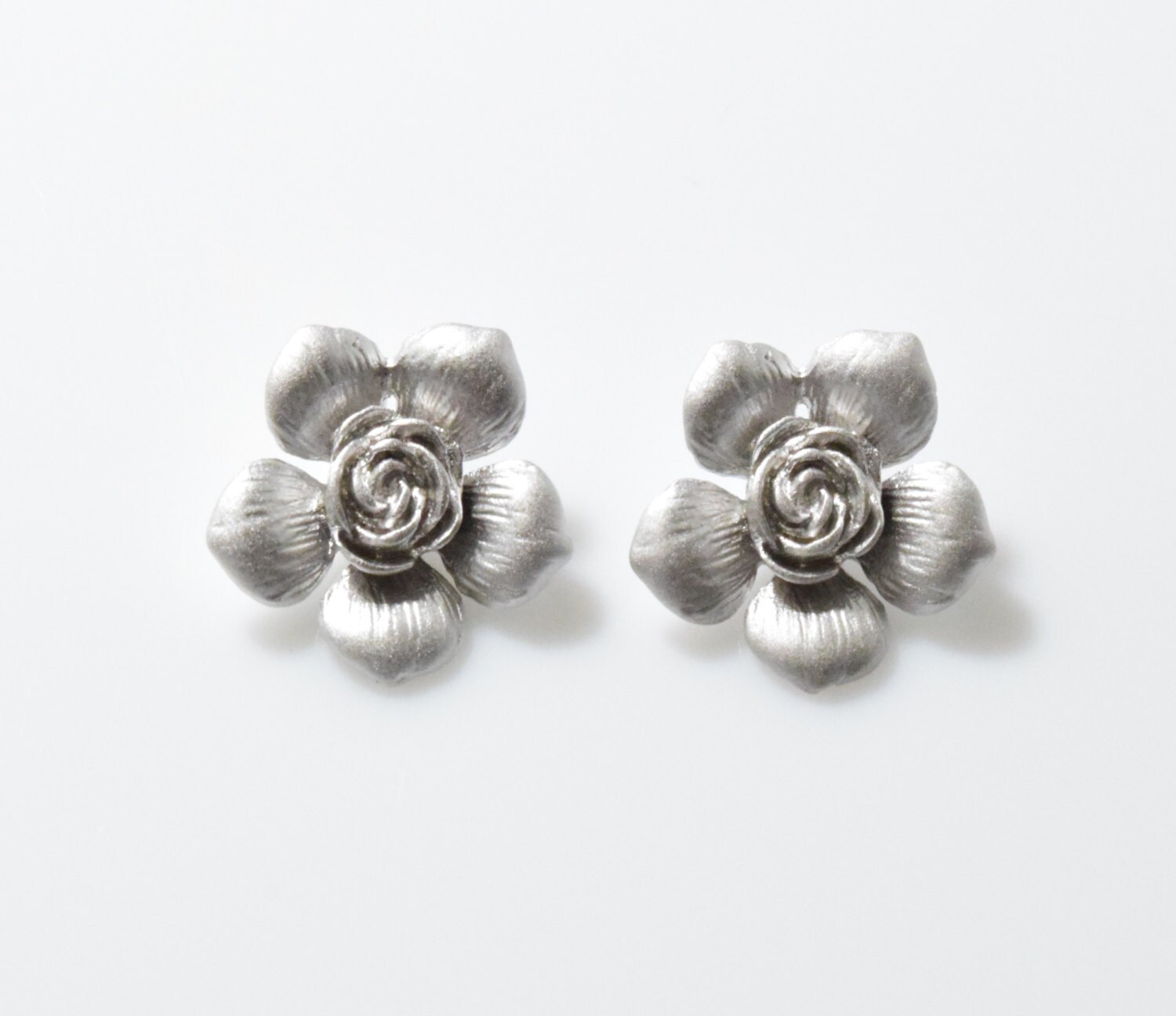 激安正規  Flower Brass Rhodium Matte . Supply Craft Jewelry . Pendant その他