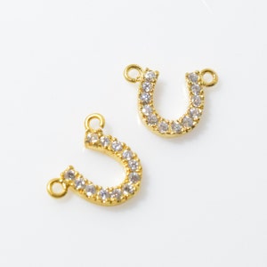 Horse&#39;s Hoof Pendant . Horse&#39;s Hoof Connector. Cubic Zirconia . 16K Polished Gold Plated over Brass - 1pcs / UT0016-PG
