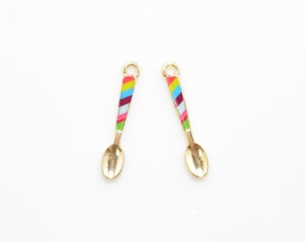 Rainbow Pattern Spoon Pendant . Tiny Spoon Charm . Cutlery Pendant . 16K Polished Gold Plated over Pewter - 2pcs / FU0004-PGRW