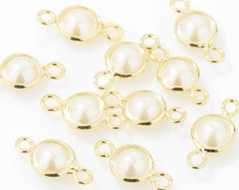 Tiny Pearl Connector . Round Pearl Charm . Pearl Beads . Wedding Jewelry . 16K Polished Gold Plated over Brass - 4pcs / UT0116-PG