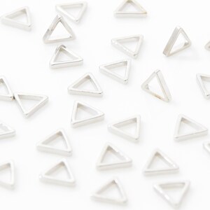 6MM Triangle Pendant . Tiny Triangle Bead . Tiny Triangle Charm . Polished Rhodium Plated over Brass - 10pcs / JM0024-PR