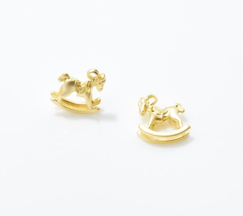 4pcs RG0013-MG Hobby Horse Pendant 16K Matte Gold Plated over Brass Rocking Horse Pendant Wooden Horse Charm