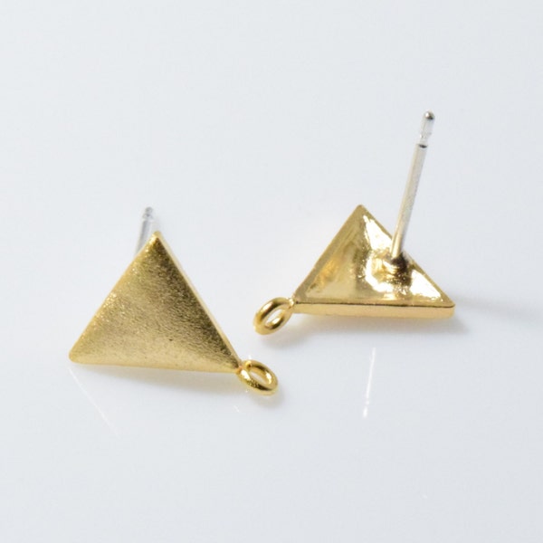 Triangle Post Earring, Earring Component . 925 Sterling Silver Post . 16K Matte Gold Plated over Brass - 2pcs / RG0062-MG